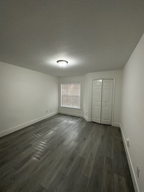 Building Photo - 7524 Seurat St