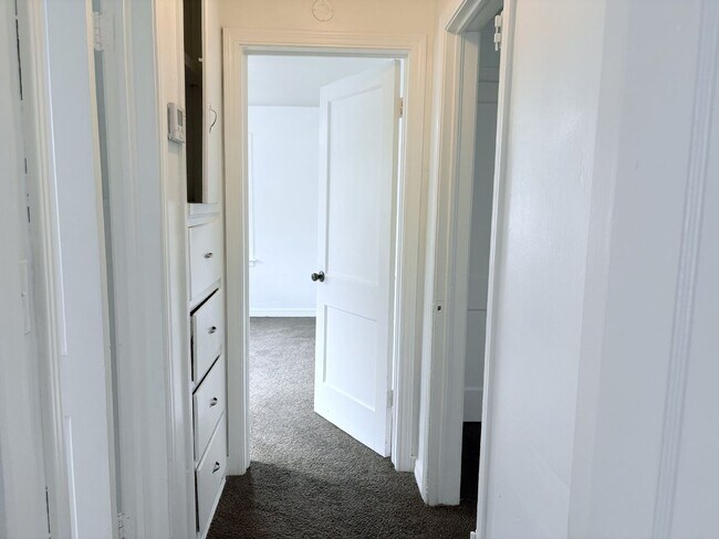 Building Photo - Two bedroom house in N. OKC