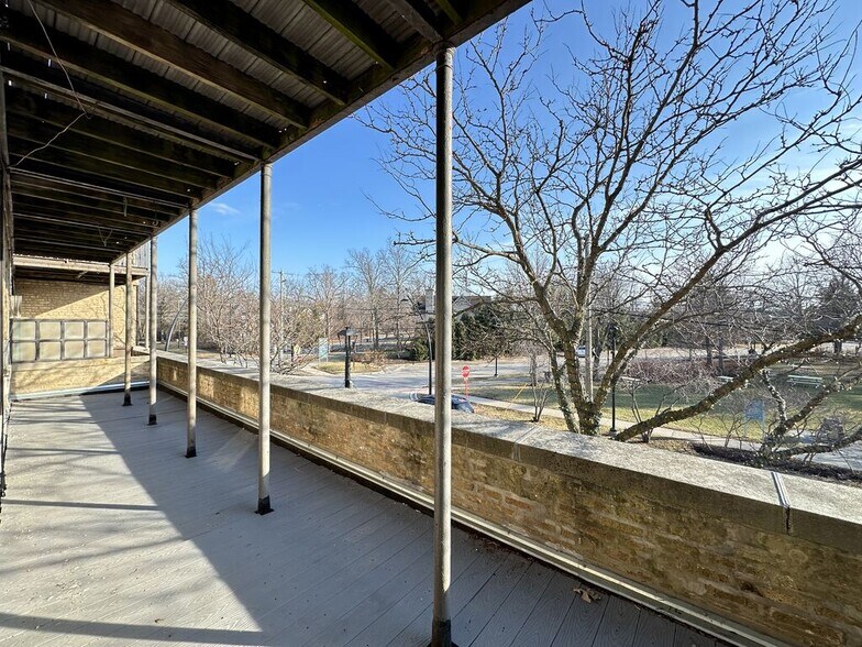 Building Photo - 730 Judson Ave