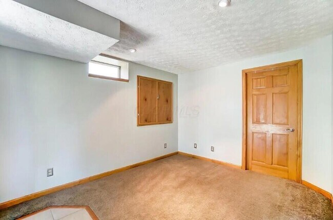 Building Photo - 9304 Prestwick Green Dr