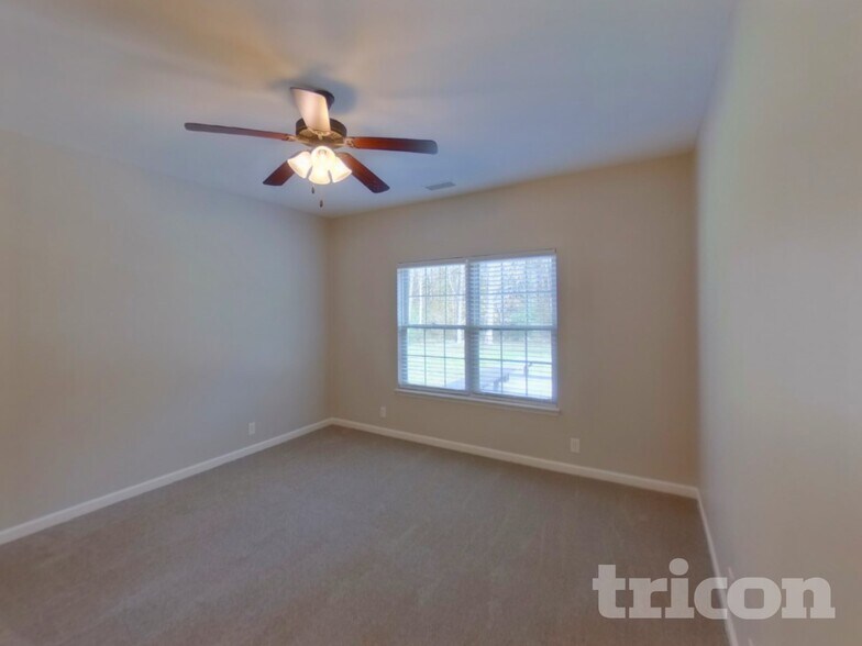 Building Photo - 216 Winding Branch Ct