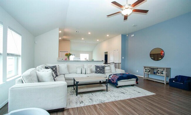 Building Photo - 20202 Creekdale Bend Dr