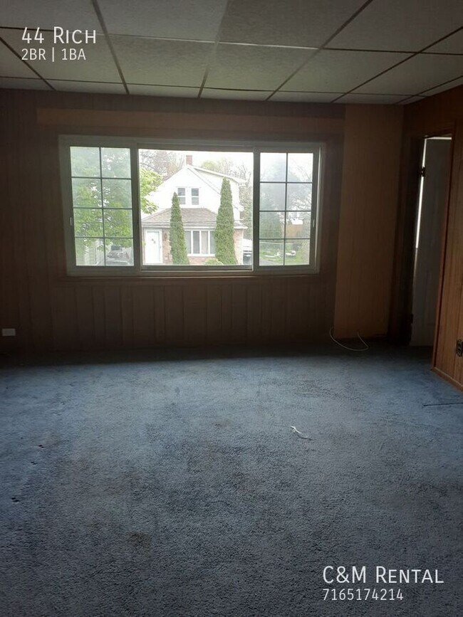 Building Photo - 44 Rich-