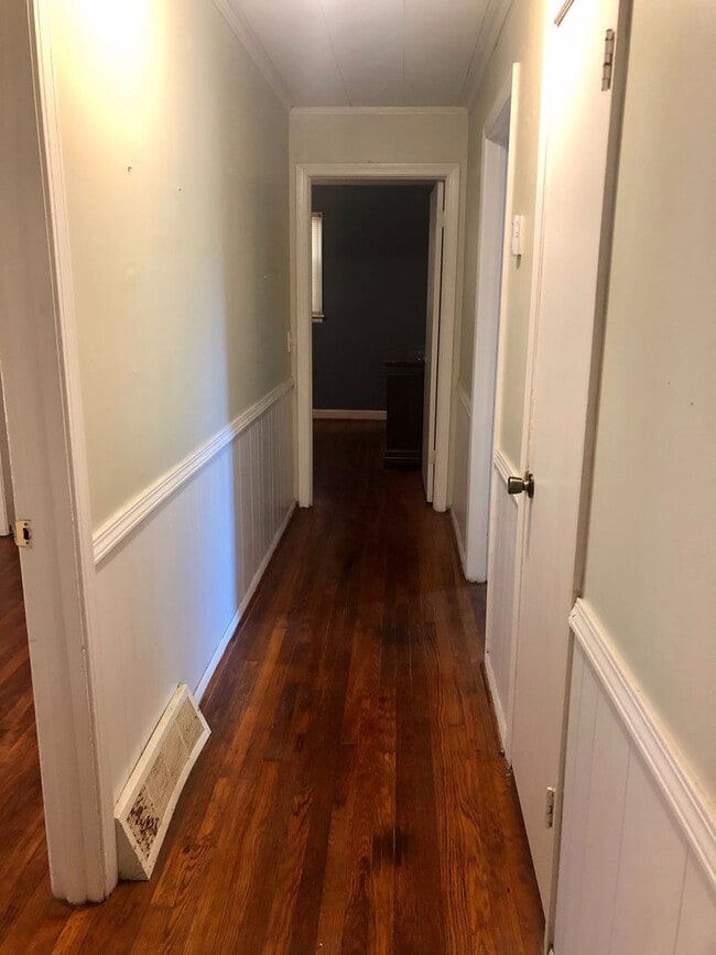 Building Photo - 129 Freedom Dr