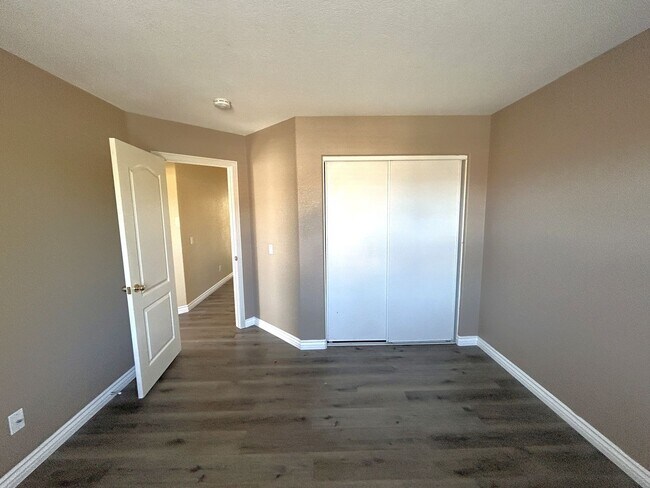 Building Photo - TORREY PINES DR CHINO HILLS 91709 (4 BED/ 2 BATH)