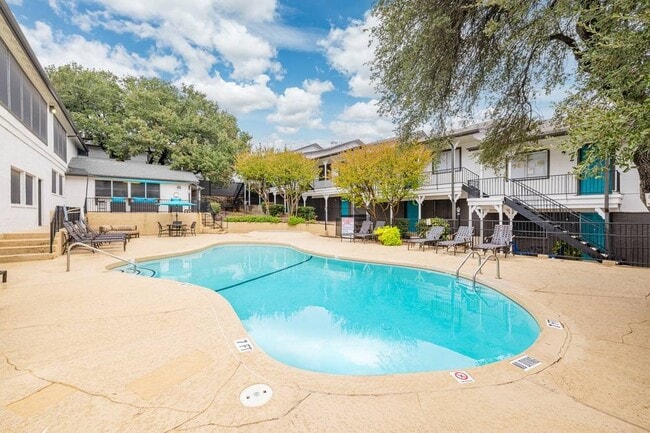 Building Photo - 8100 N Mopac Service Rd