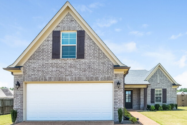 Building Photo - 2733 Sapper Ln