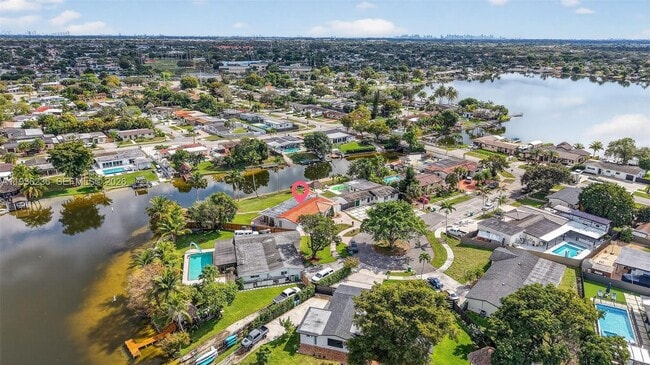 Building Photo - 17841 NW 84th Ct