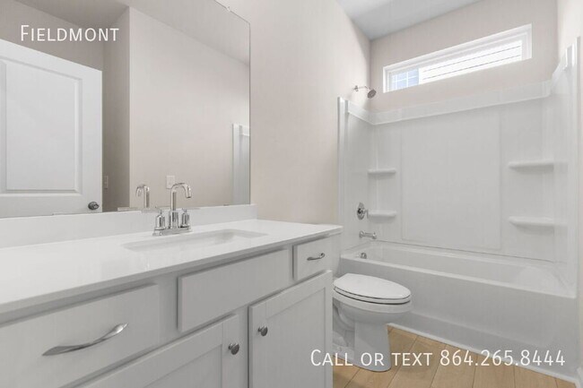 Building Photo - 211 Backstay Ln