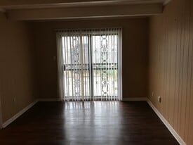 Building Photo - 3655 Haughton Ln