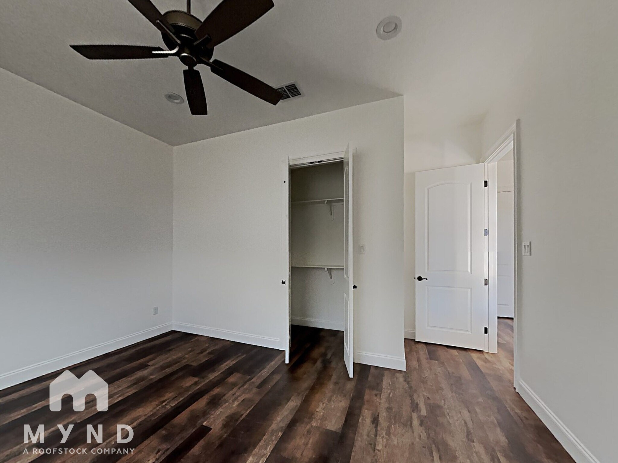 Building Photo - 1206 Comanche Cove Dr