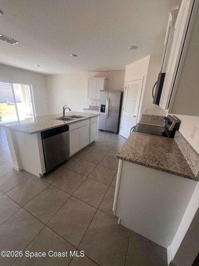 Building Photo - 3636 Aberdeen Dr SE