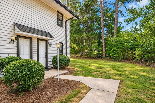 Building Photo - 4000 S Bend Dr