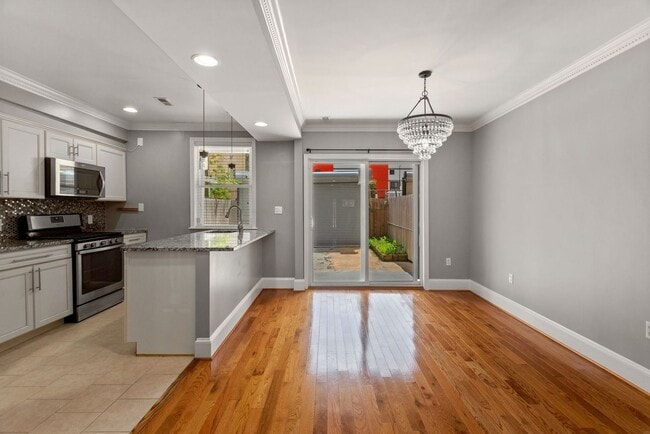 Building Photo - Available Now! 5 Minute Walk From Nats Park- 20 minute walk from Capitol Hill- 3 Bedroom 2.5 Bath...