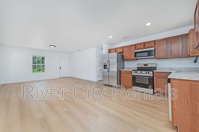 Building Photo - 6372 Swarthmore Dr