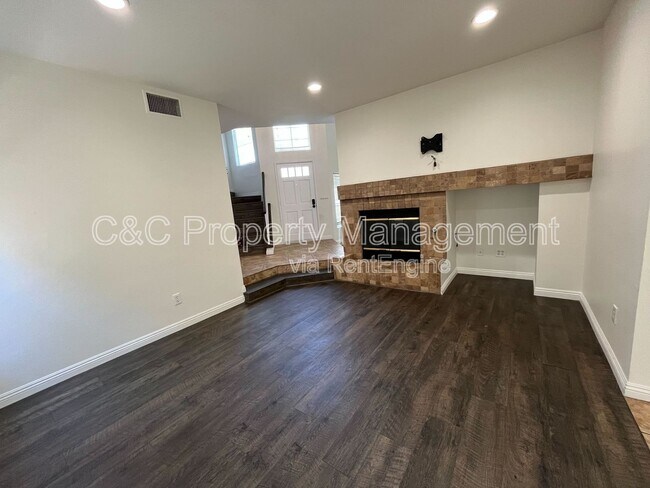 Building Photo - 7836 Green Crest Ct