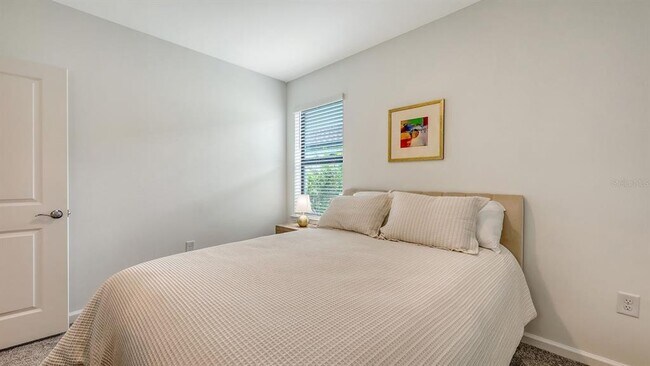 Building Photo - 6476 Silverstar Dr