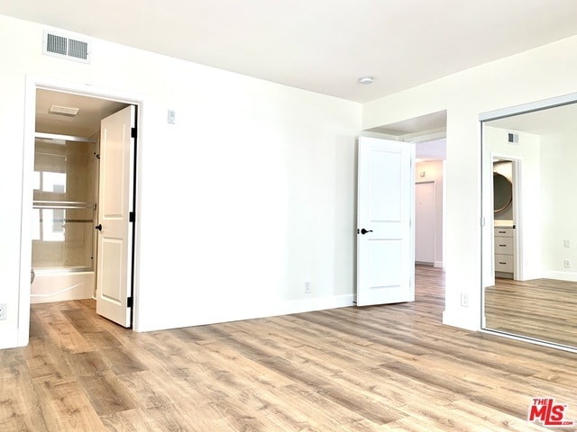 Building Photo - 1227 Granville Ave