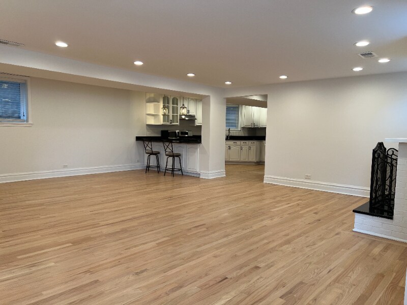 Building Photo - 2556 N Kedzie Blvd