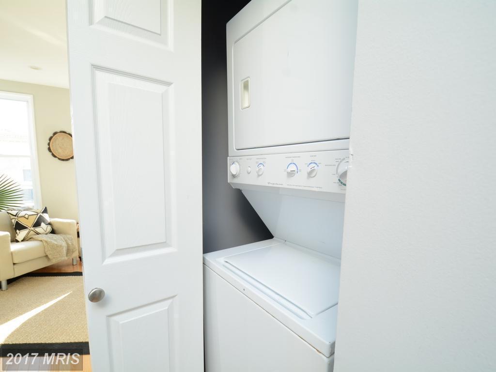 Lundry - 624 14th Pl NE