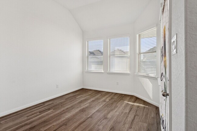 Building Photo - 12528 Gunsbach Wy