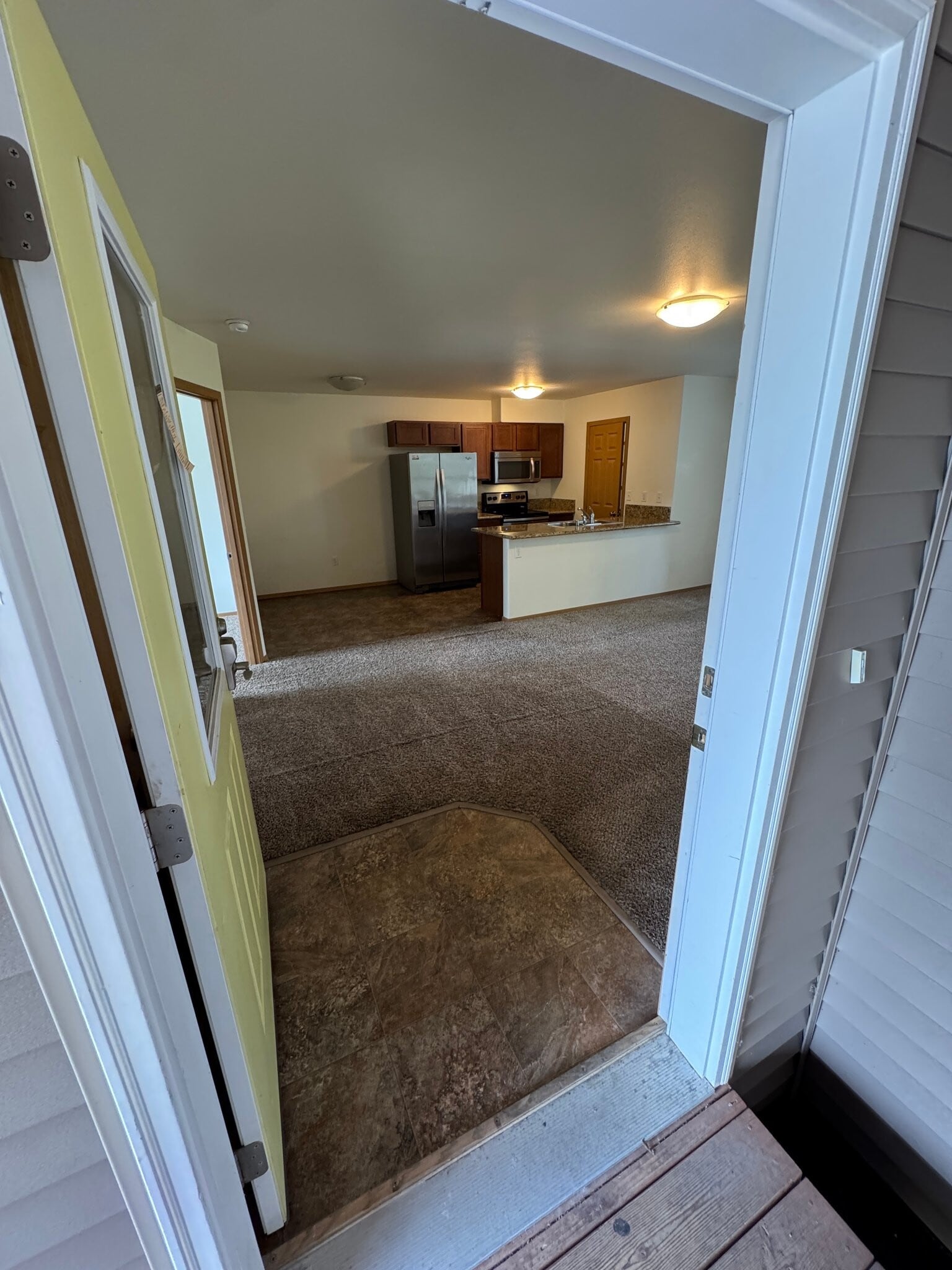 Building Photo - 5645 E Bogard Rd