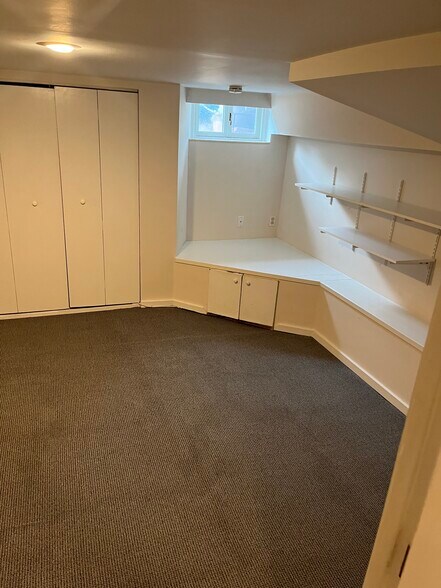 Building Photo - 2535 Fleet St