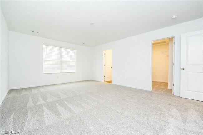 Building Photo - 98 Brewster Dr