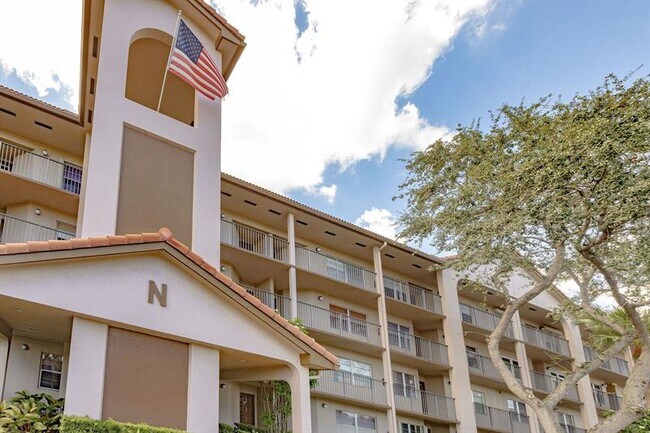 Building Photo - 1000 SW 125th Ave