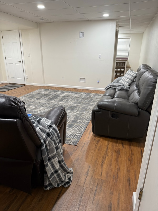 Building Photo - 214 Eagle Ave