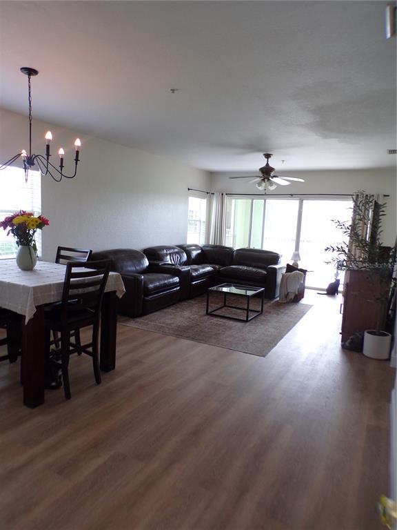 Building Photo - 2160 Heron Lake Dr