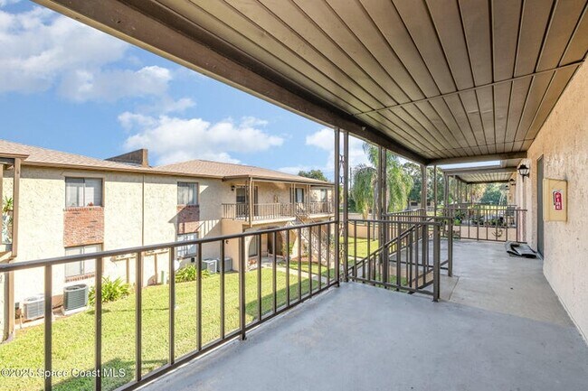 Building Photo - 228 San Paulo Cir