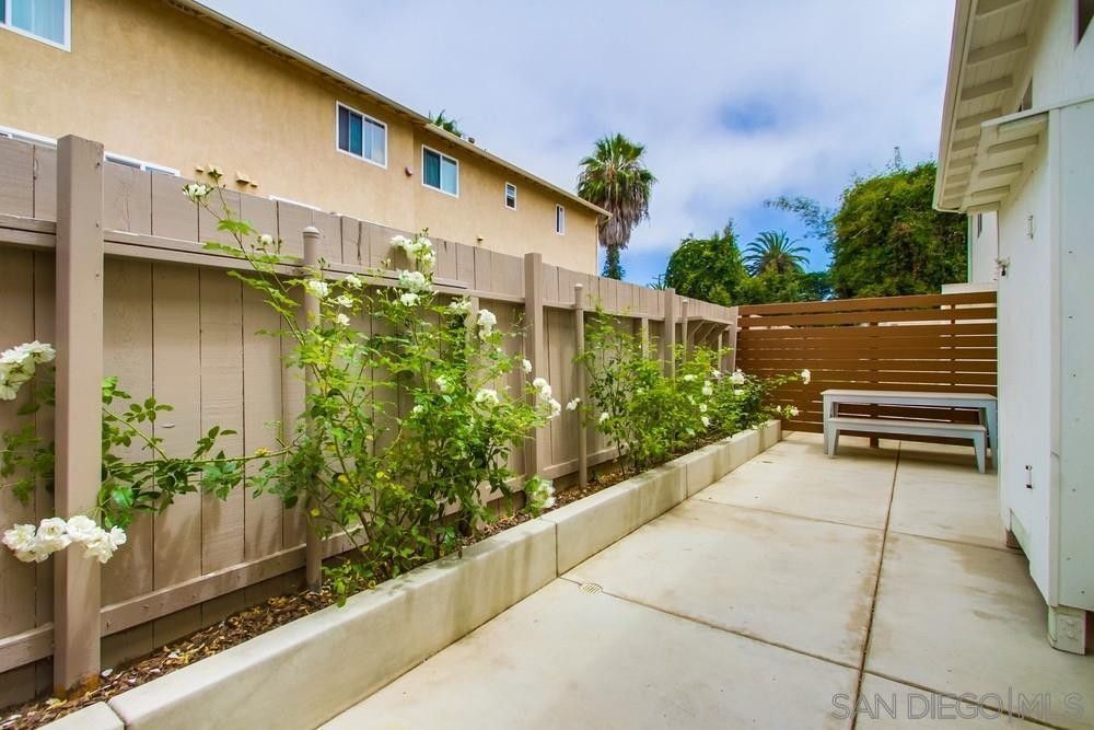 Building Photo - 1845 N Vulcan Ave