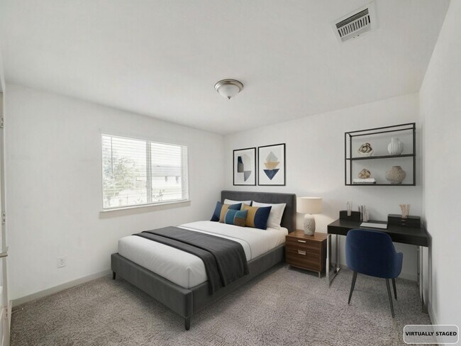 Building Photo - 29511 Ella Larchmont Ct