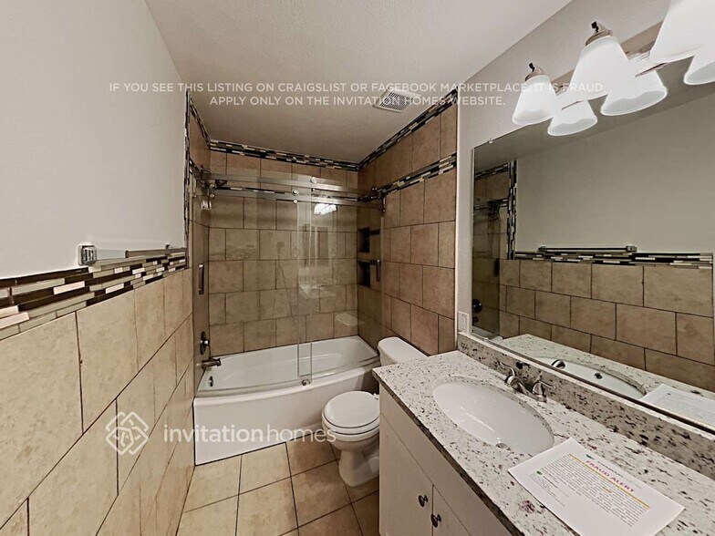 Building Photo - 3686 S Quatar Way