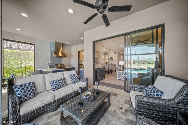 Building Photo - 9361 Terresina Dr