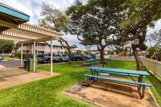 Building Photo - 480 Kenolio Rd