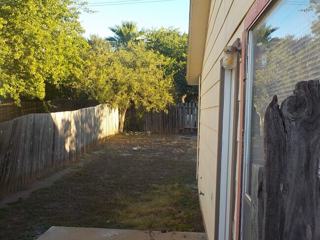 Building Photo - 523 Cutty Trail