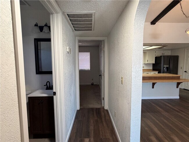 Building Photo - 883 Los Flores St