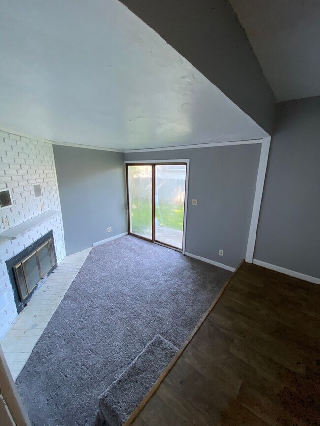 Building Photo - 3117 Mero St