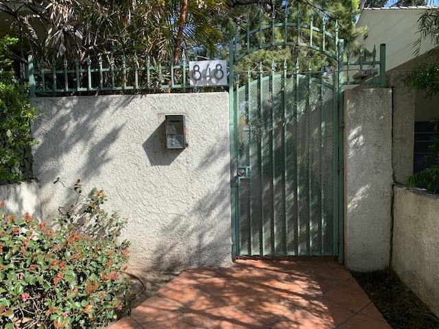 Gate - 848 Pacific St
