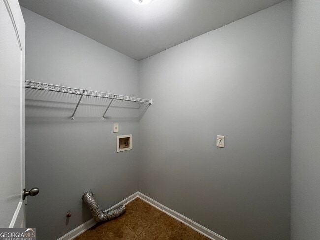 Building Photo - 63 Camden Way