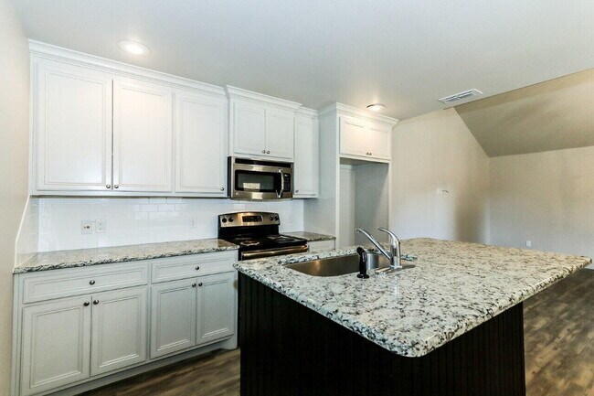 Building Photo - 3814 133rd St