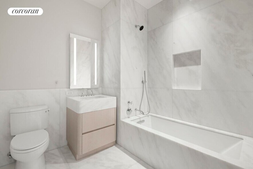 Building Photo - 201 E 74th St