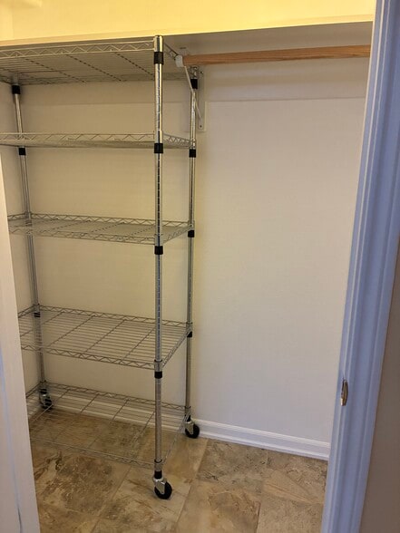 Building Photo - 5508 SE Harold St