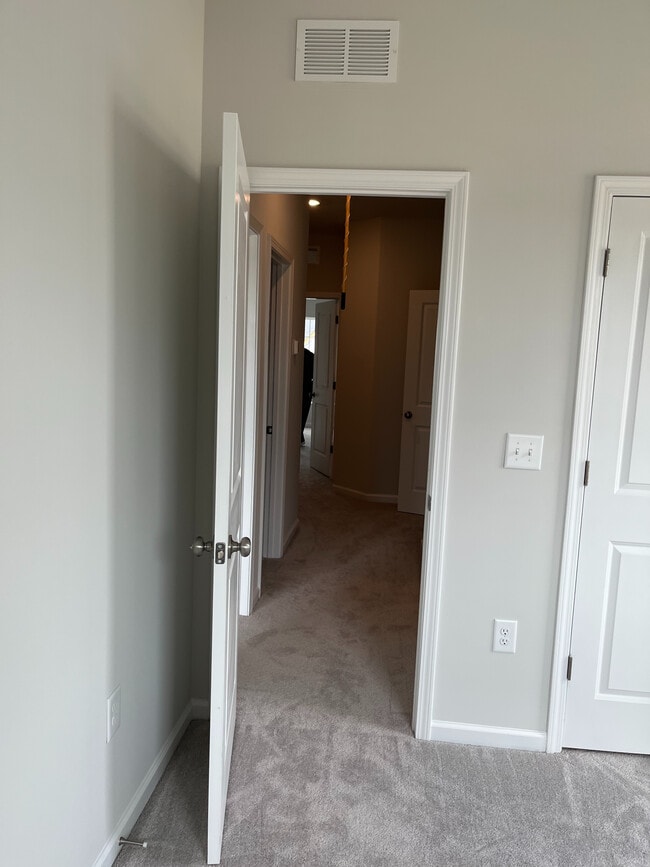 Building Photo - Room in Townhome on Herb Garden Way