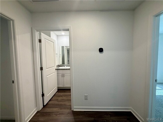 Building Photo - 2388 Tapatio Dr