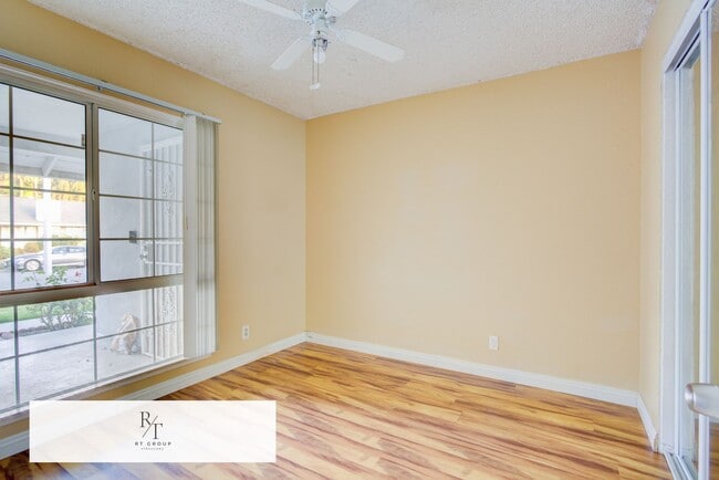 Building Photo - Welcome to Your Stylish Diamond Bar Home!