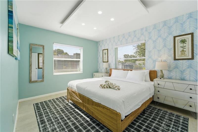 Building Photo - 1424 Willow Rd