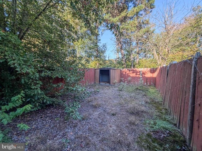 Building Photo - 58 Vanderbilt Ct